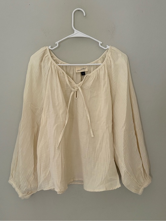 Universal Thread Tops - NWT Universal Thread Cream Cotton Gauze Tie-Neck Peasant Blouse - Size Large